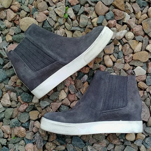 Dolce Vita - Wylee Slip On Wedge Chelsea Bootie Sneakers - Size 7.5 (Grey Suede) - Picture 2 of 16